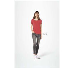 MIA WOMEN'S ROUND-NECK FITTED T-SHIRT