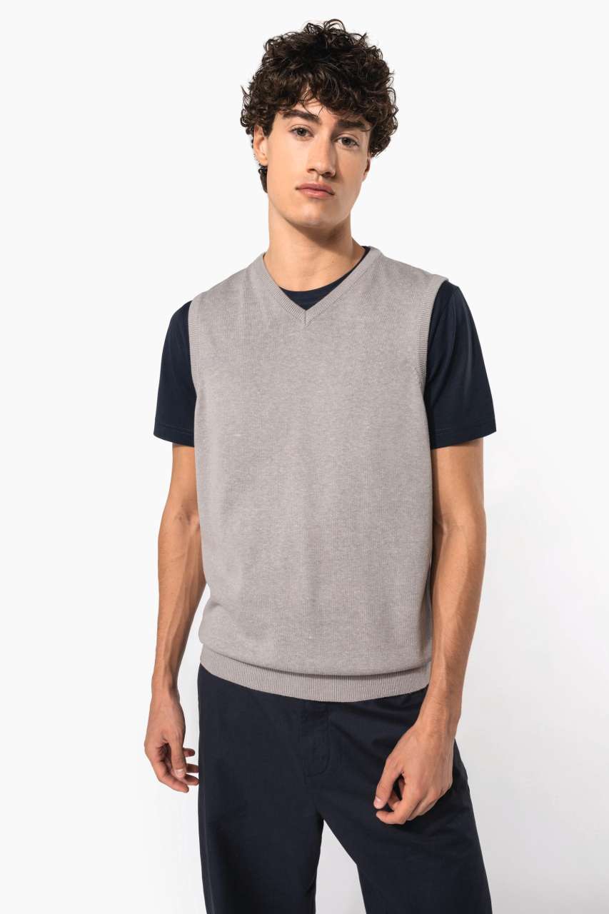MEN'S SLEEVELESS V-NECK JUMPER