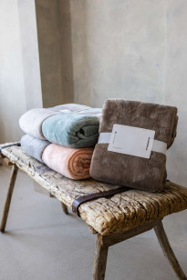 OLIMA SHERPA LINED BLANKET